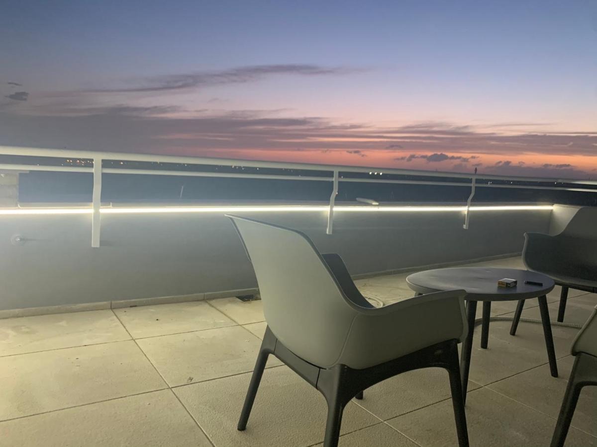 Penthouse Aureliana Attico Con Piscina A Roma Rome Exterior photo