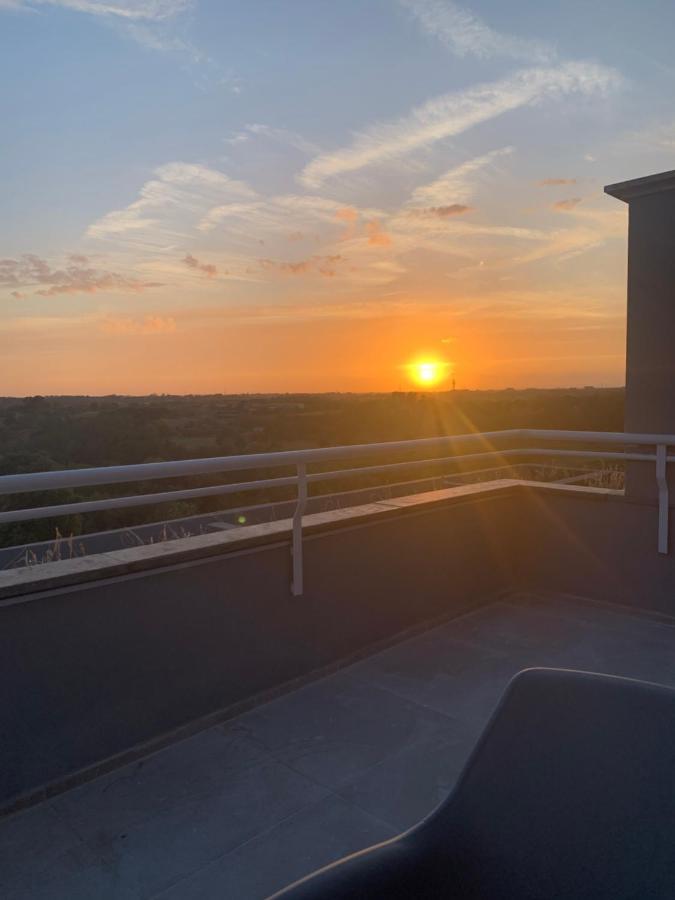 Penthouse Aureliana Attico Con Piscina A Roma Rome Exterior photo