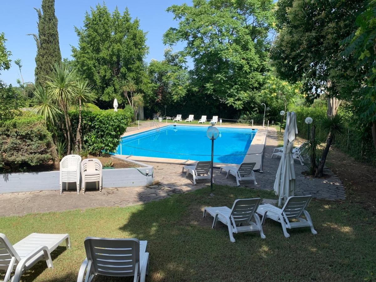 Penthouse Aureliana Attico Con Piscina A Roma Rome Exterior photo